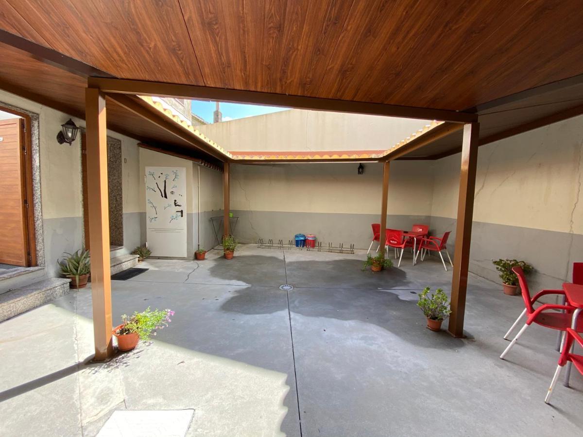 Albergue Pereiro Melide Exteriör bild